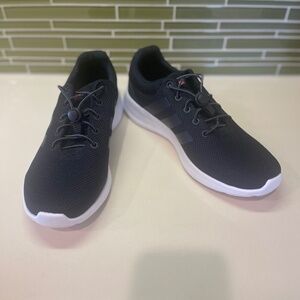 NWOB Adidas Lite Racer CLN 2.0 Running  Sneakers sz 9.5